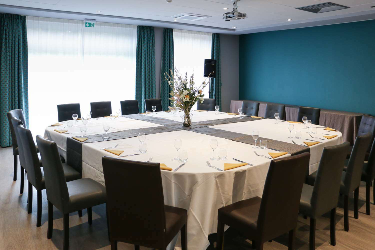 Best Western Plus Hotel Admiral La Tour-de-Salvagny Luaran gambar